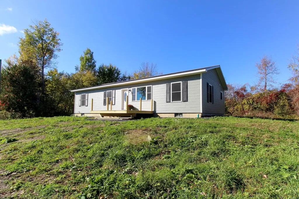 680 South End Road North Hero VT 05474