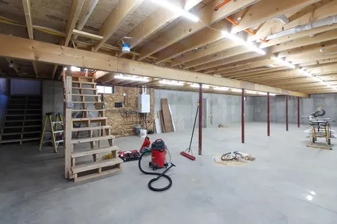 680 South End Road North Hero VT 05474