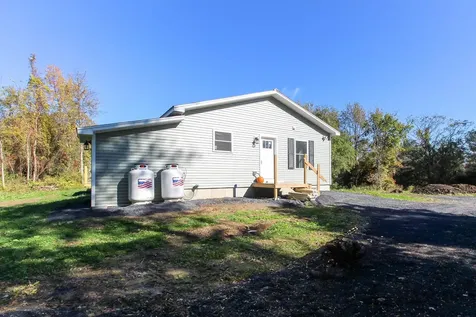 680 South End Road North Hero VT 05474