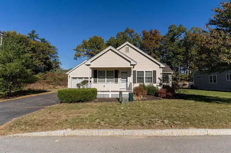 25 Cielo Drive Dover NH 03820