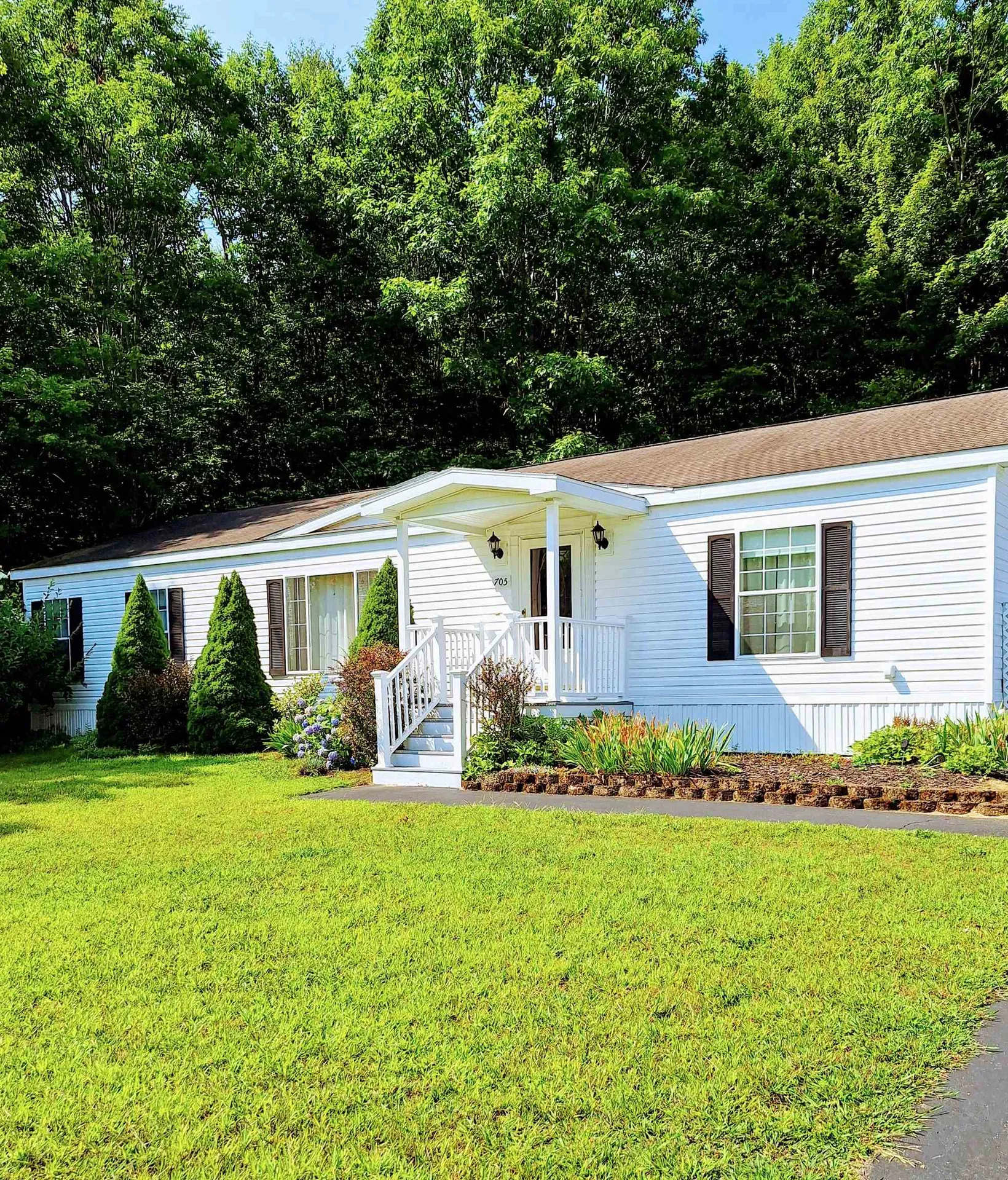 705 Brewer Court Laconia NH 03246
