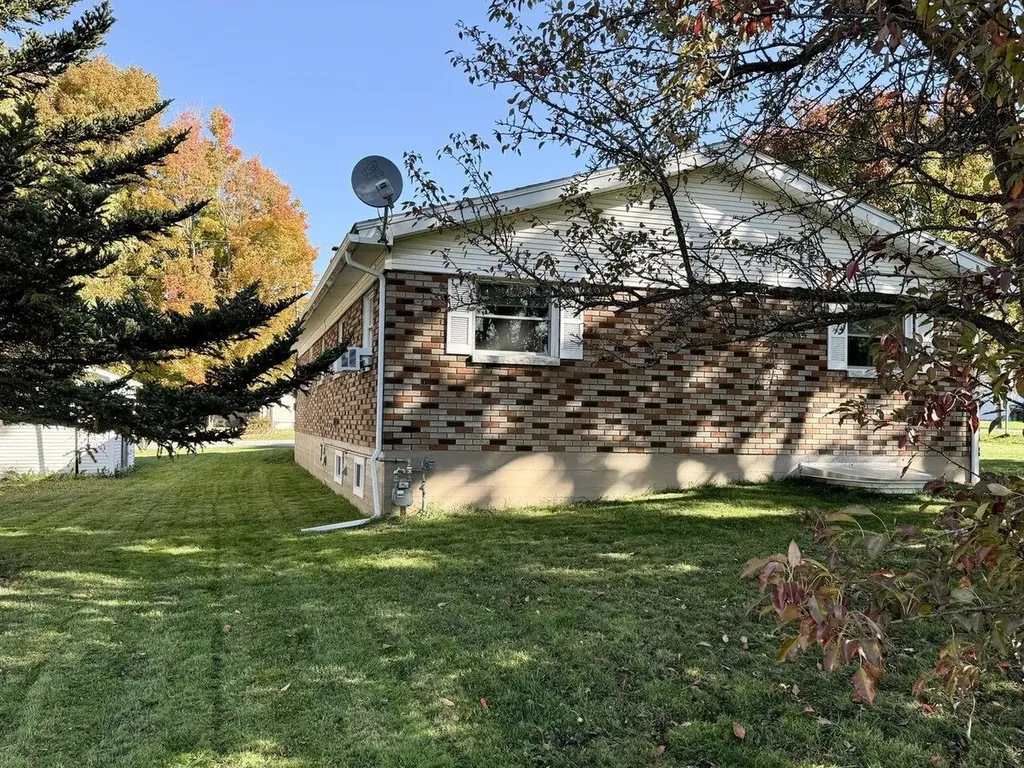 26 Thorpe Avenue Extension St. Albans Town VT 05478