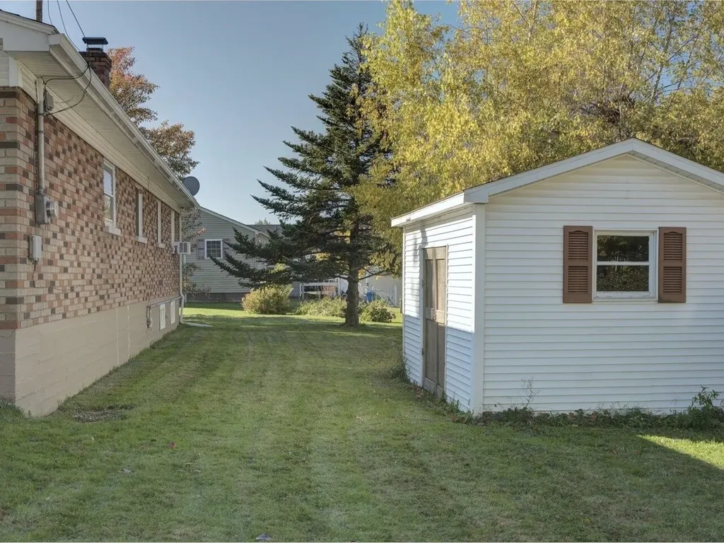 26 Thorpe Avenue Extension St. Albans Town VT 05478