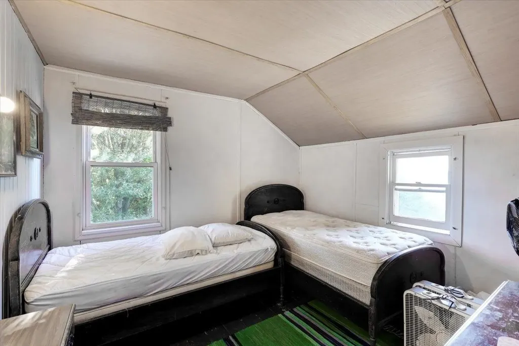 32 Starr Farm Beach Burlington VT 05408