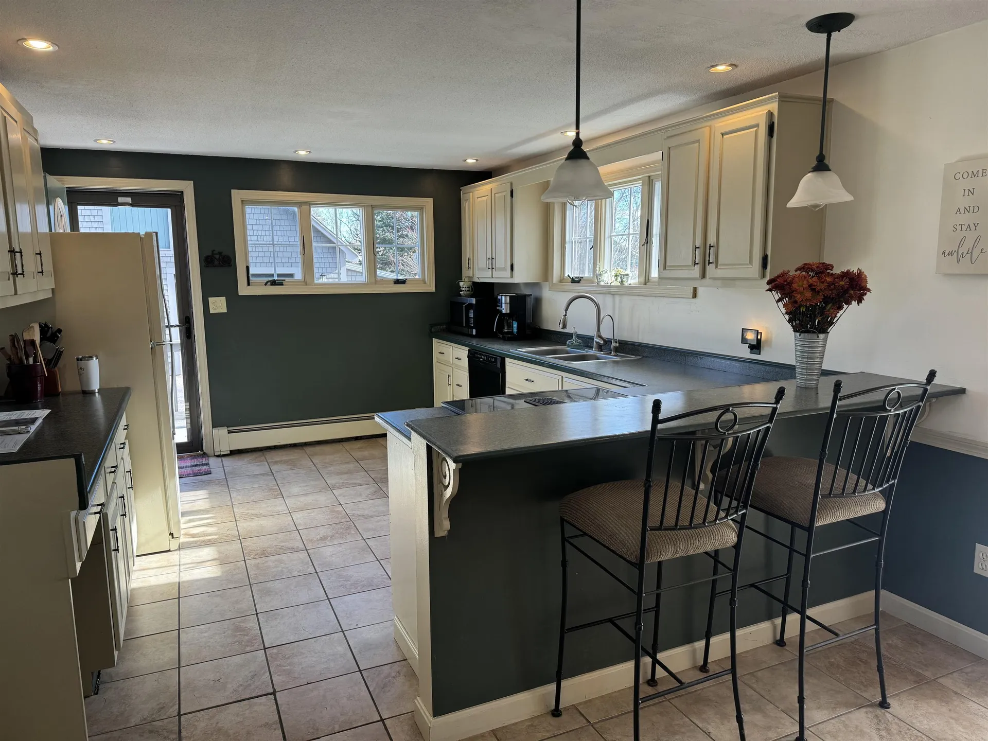 15 River Road Stratham NH 03885