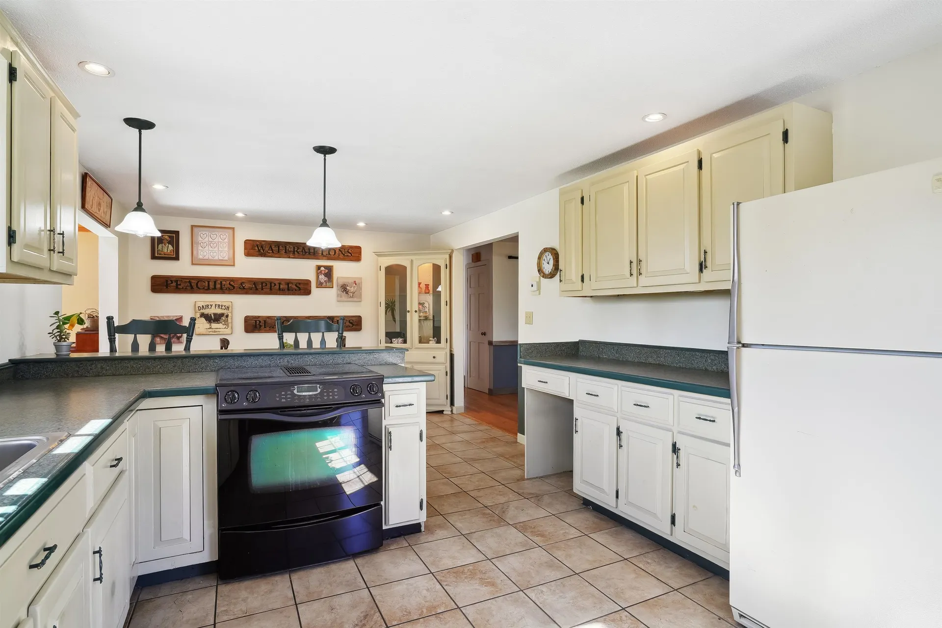 15 River Road Stratham NH 03885