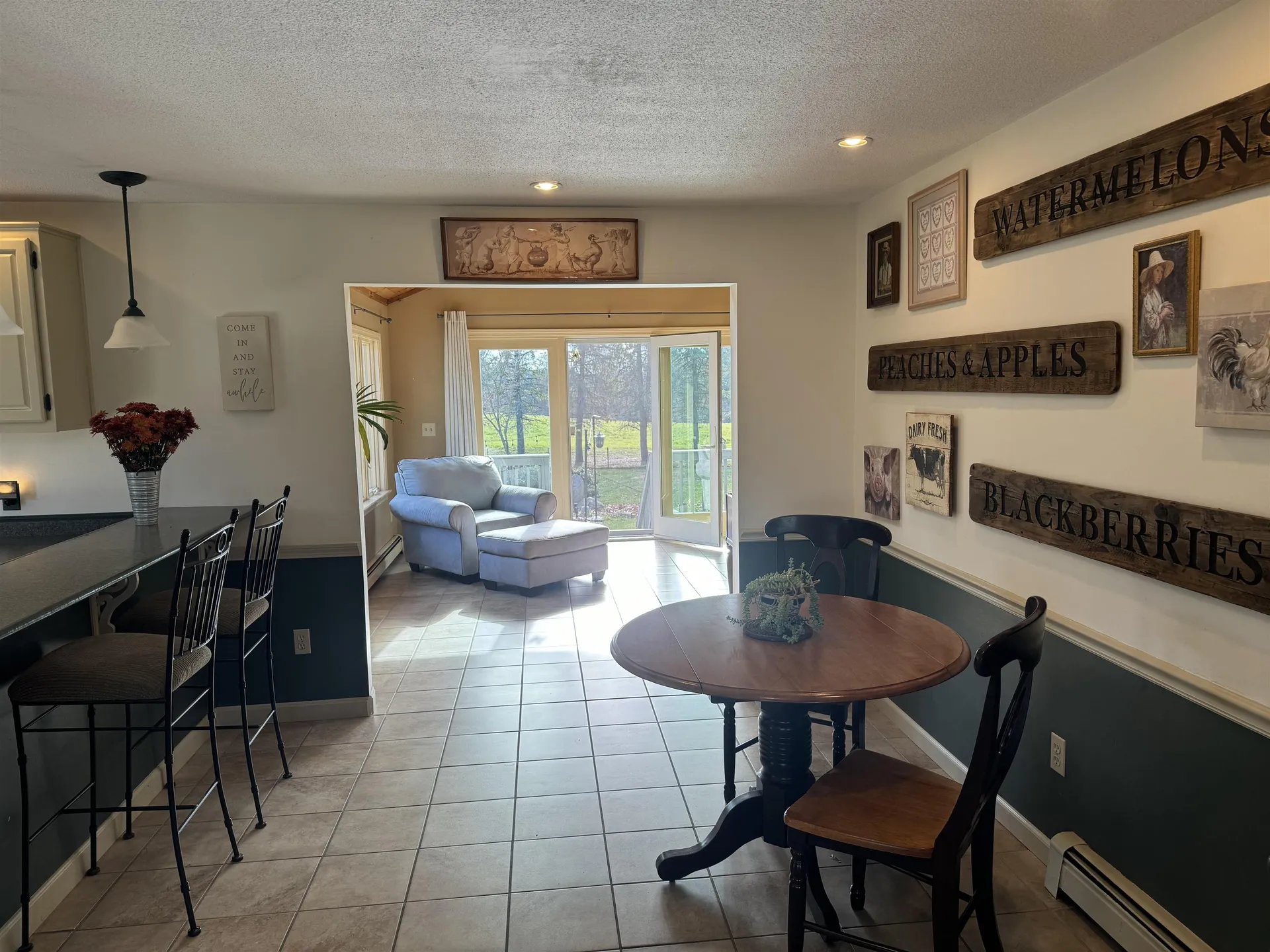 15 River Road Stratham NH 03885