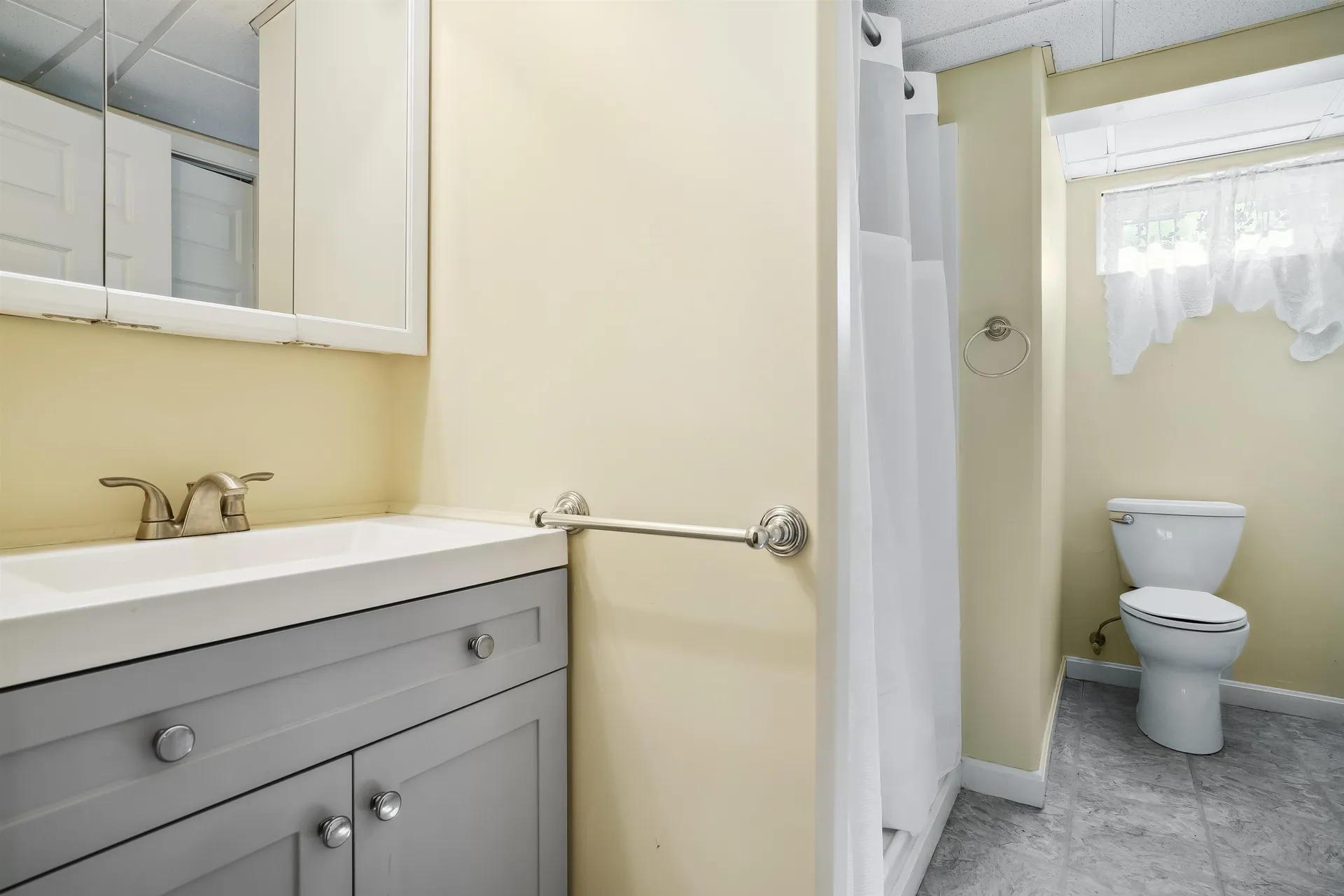 15 River Road Stratham NH 03885