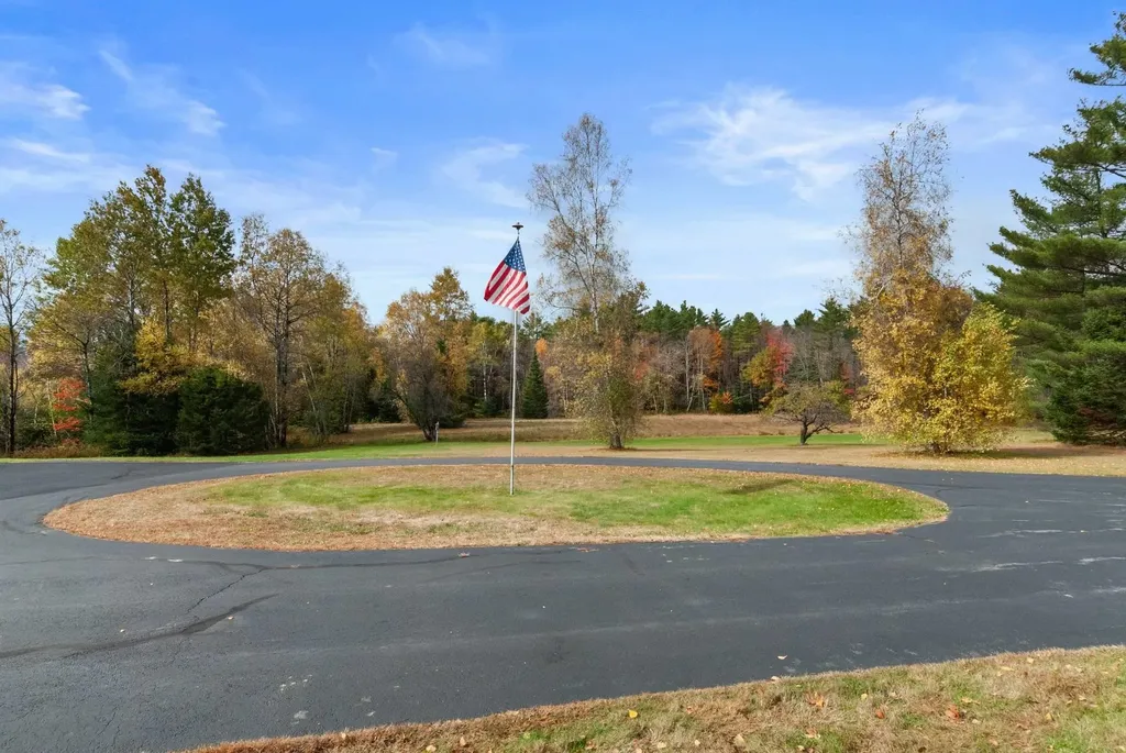 54 North Hedgehog Hill Road Unity NH 03773