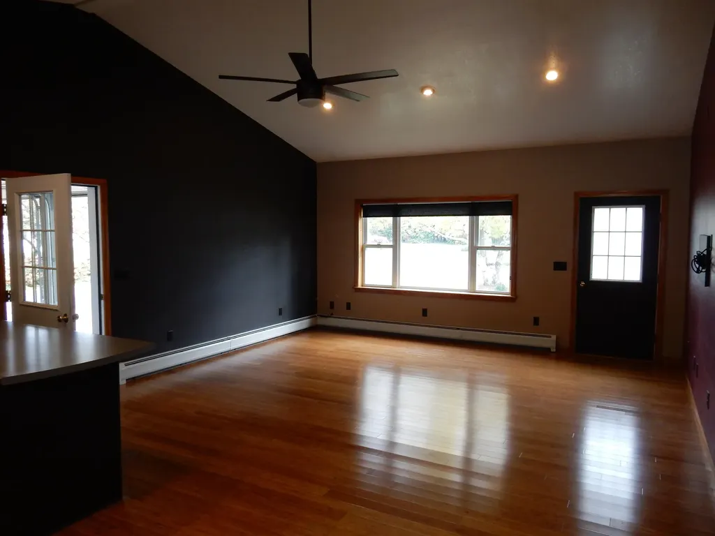 195 Pearl Street Newport City VT 05855