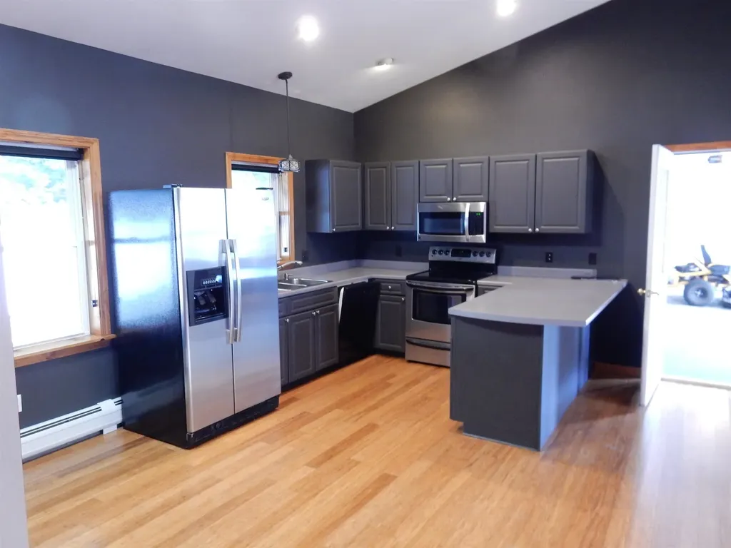 195 Pearl Street Newport City VT 05855