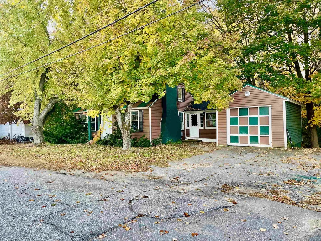 15 Mooney Street Alton NH 03809