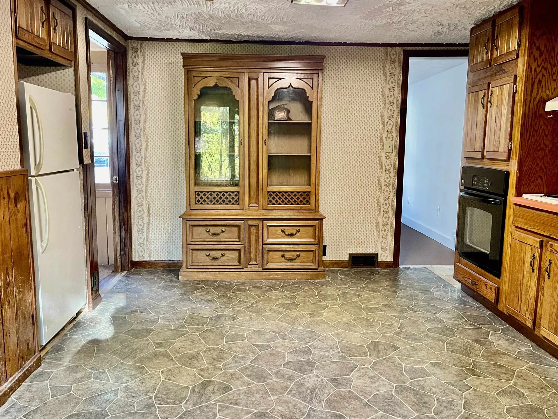 15 Mooney Street Alton NH 03809