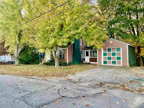 15 Mooney Street Alton NH 03809