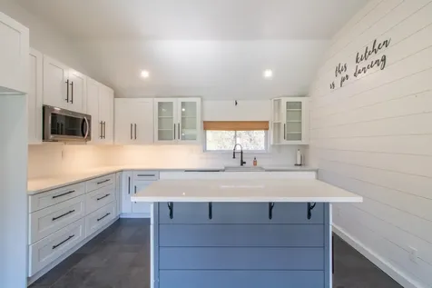 49 Glen Anderson Loop Craftsbury VT 05826