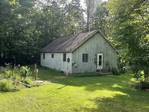 20 Armstrong Lane Cavendish VT 05142
