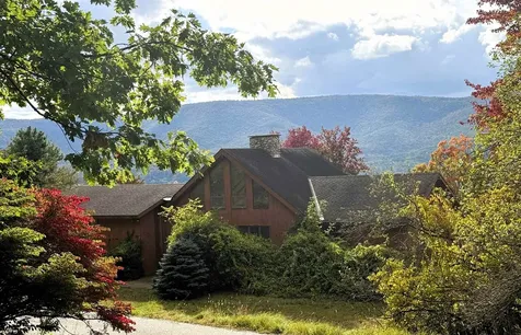 626 Brookman Road Pownal VT 05261