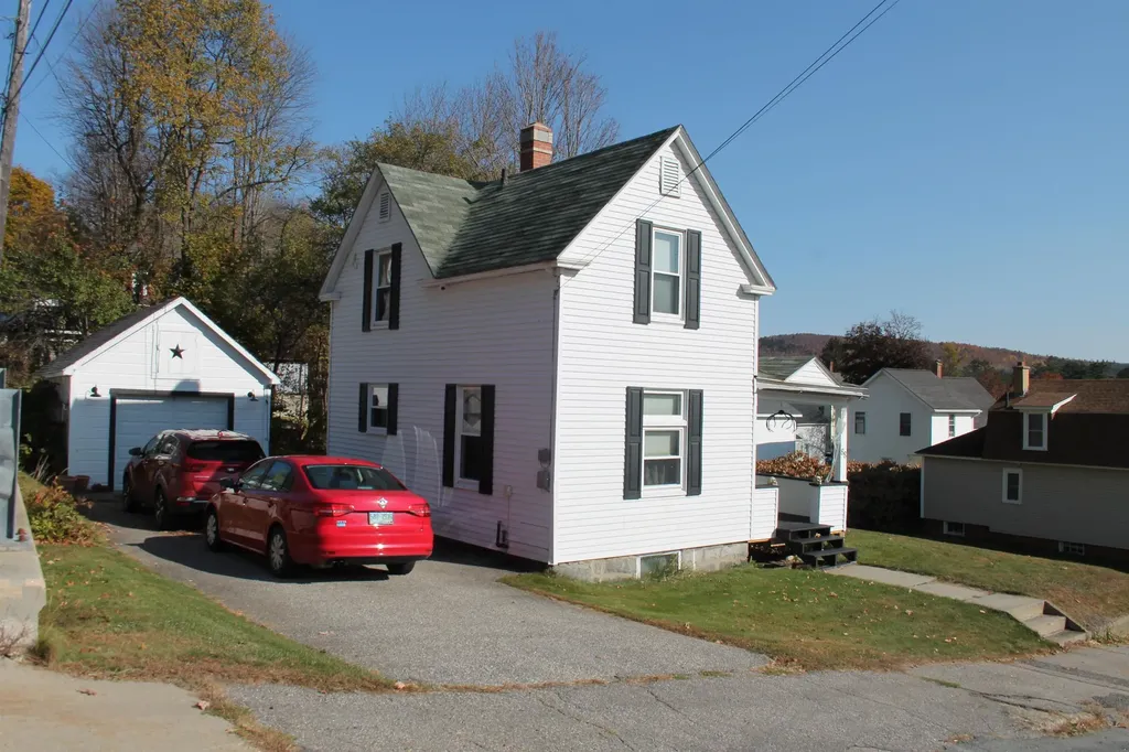 88 Eight Street Berlin NH 03570