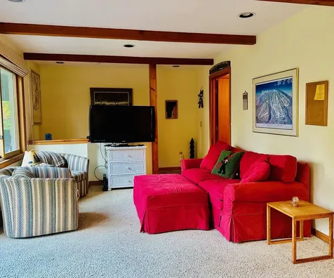 8 Strattonwald Road Winhall VT 05340