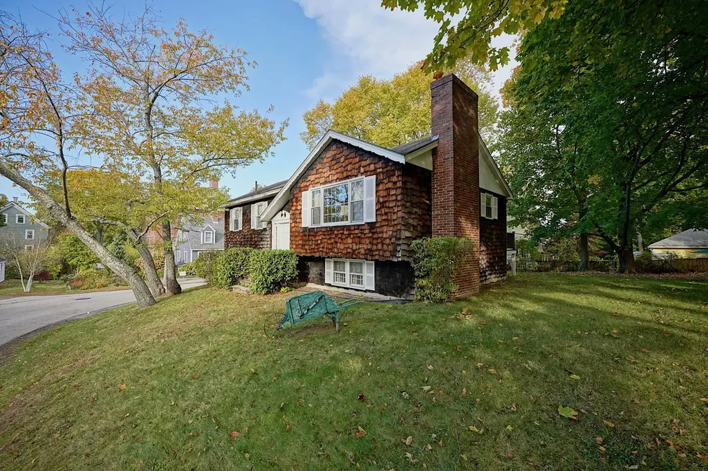 58 Humphreys Court Portsmouth NH 03801