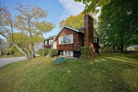 58 Humphreys Court Portsmouth NH 03801