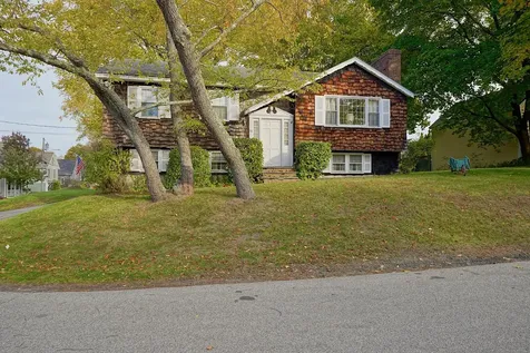 58 Humphreys Court Portsmouth NH 03801