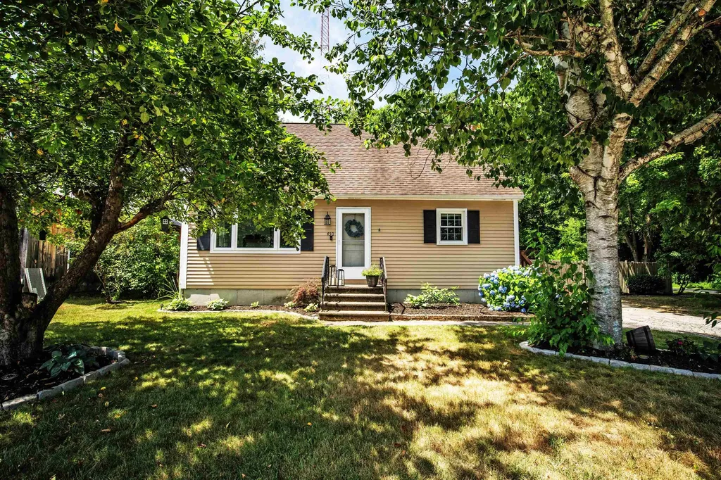 450 Stark Lane Manchester NH 03102