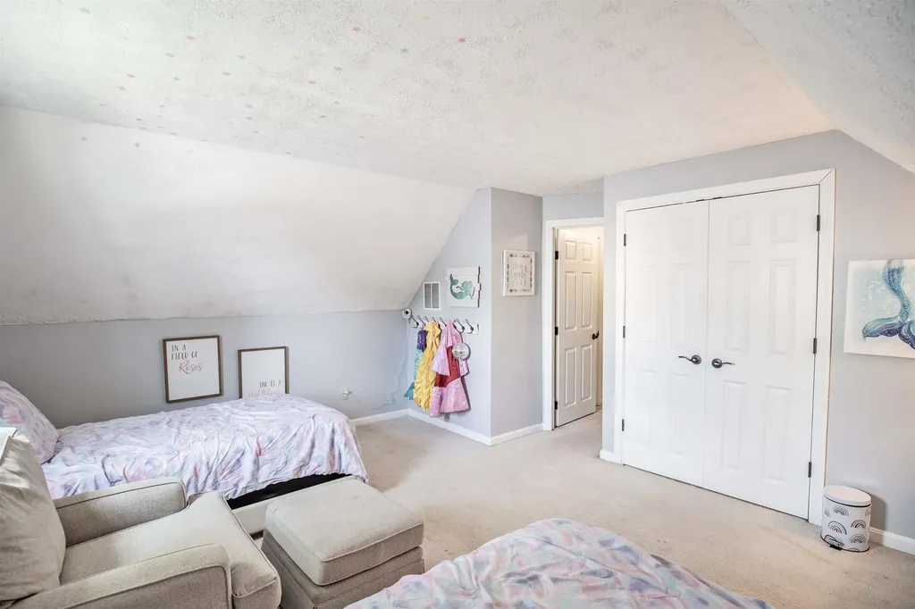 450 Stark Lane Manchester NH 03102