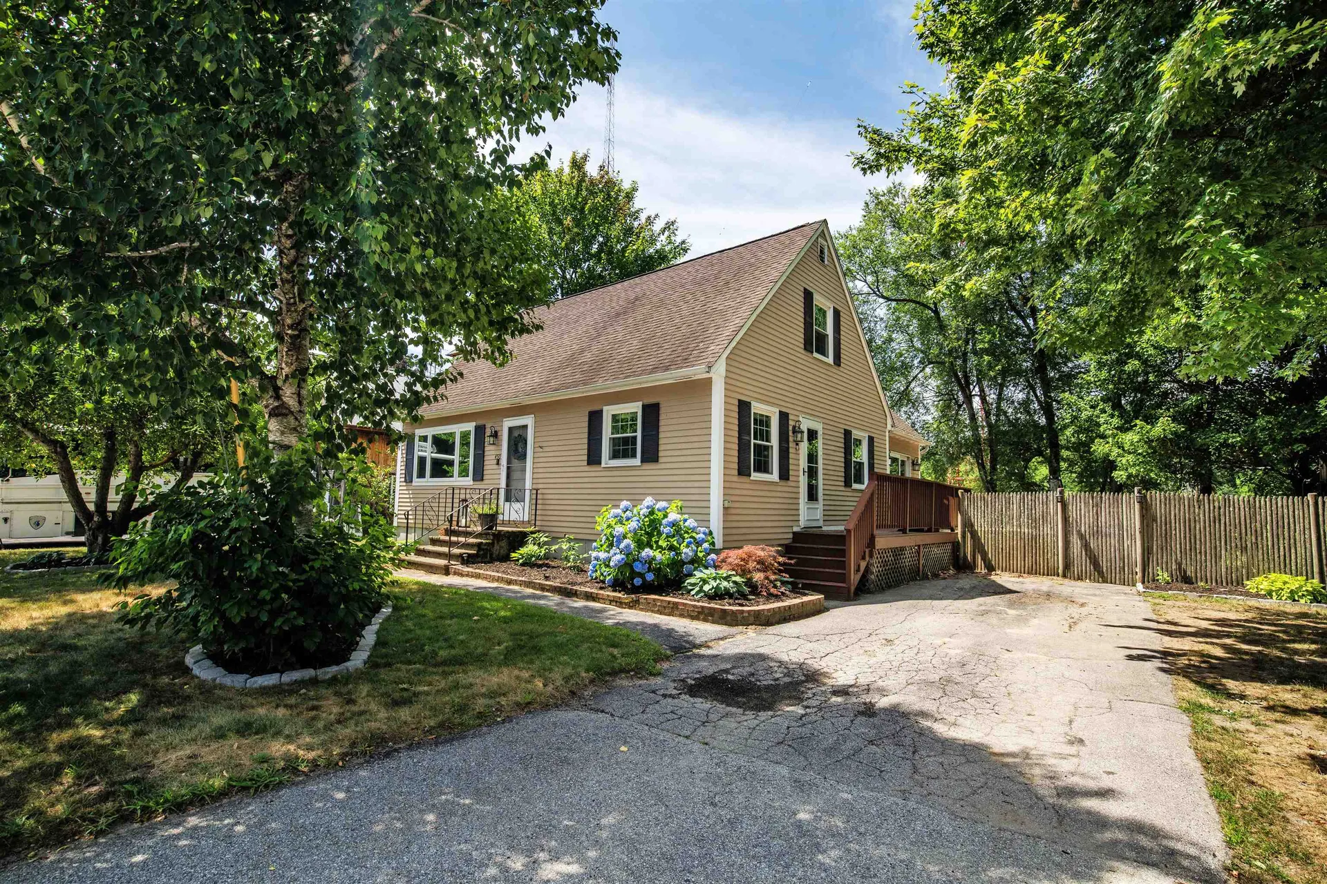 450 Stark Lane Manchester NH 03102