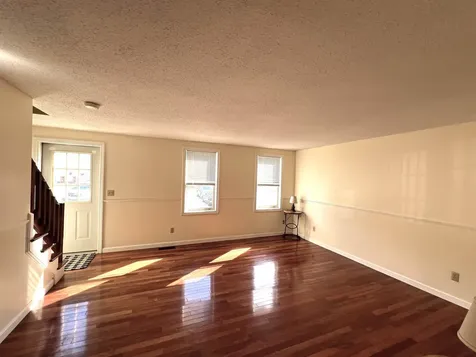 128 Newton Road Plaistow NH 03865