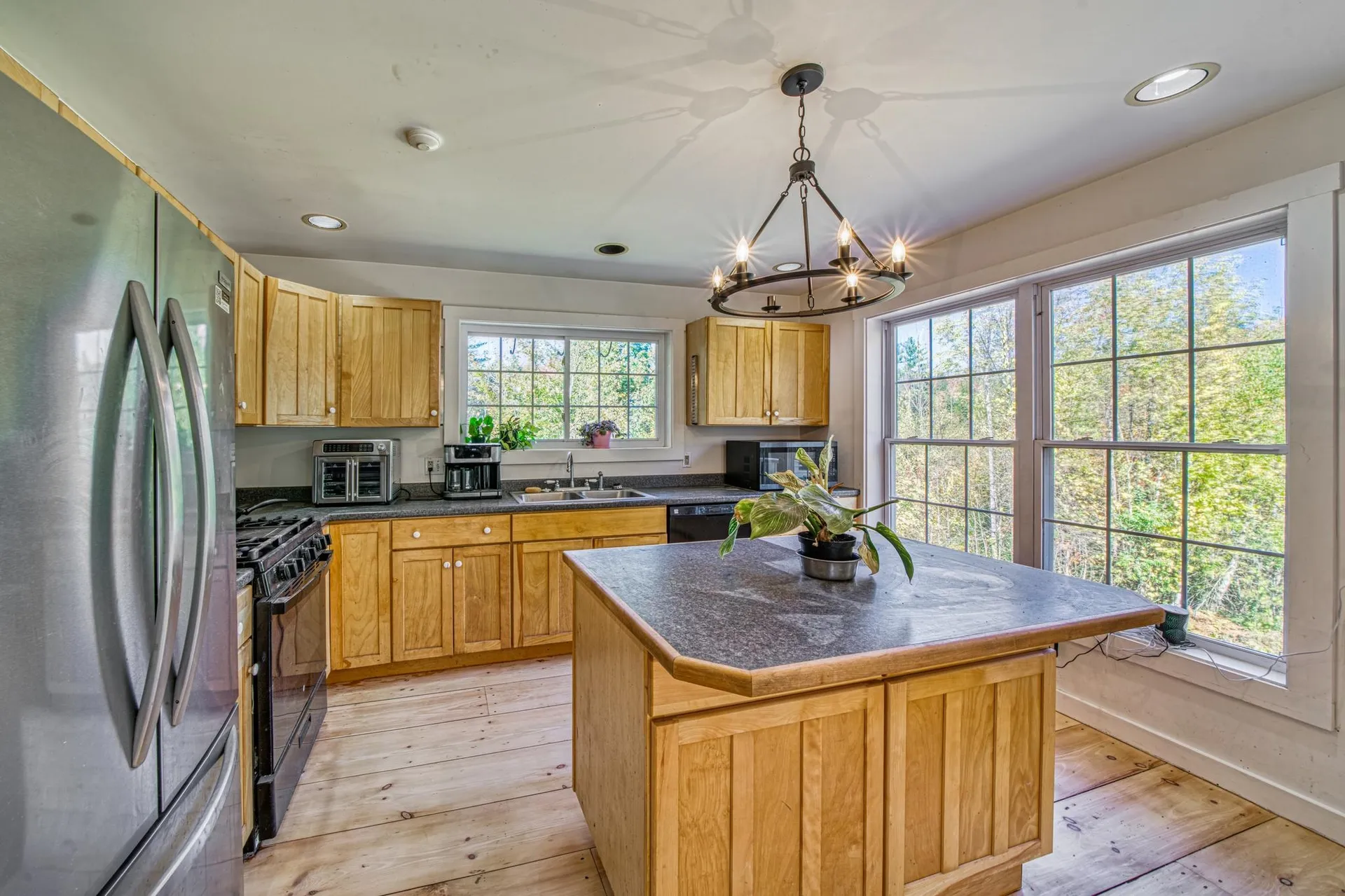 655 East Washington Road Bradford NH 03221