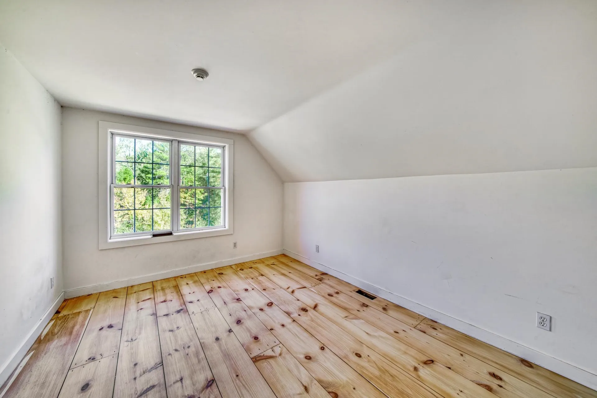 655 East Washington Road Bradford NH 03221