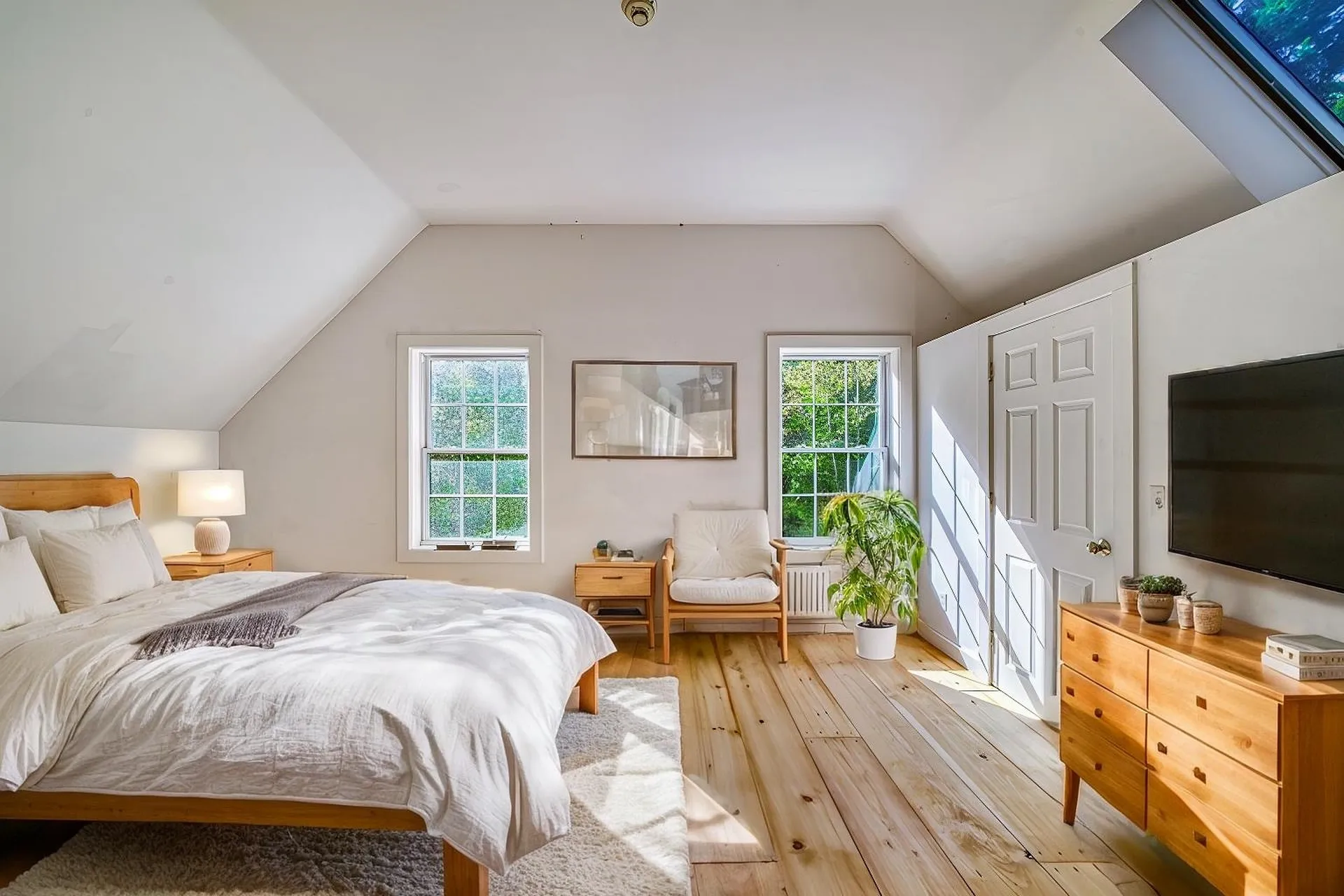 655 East Washington Road Bradford NH 03221