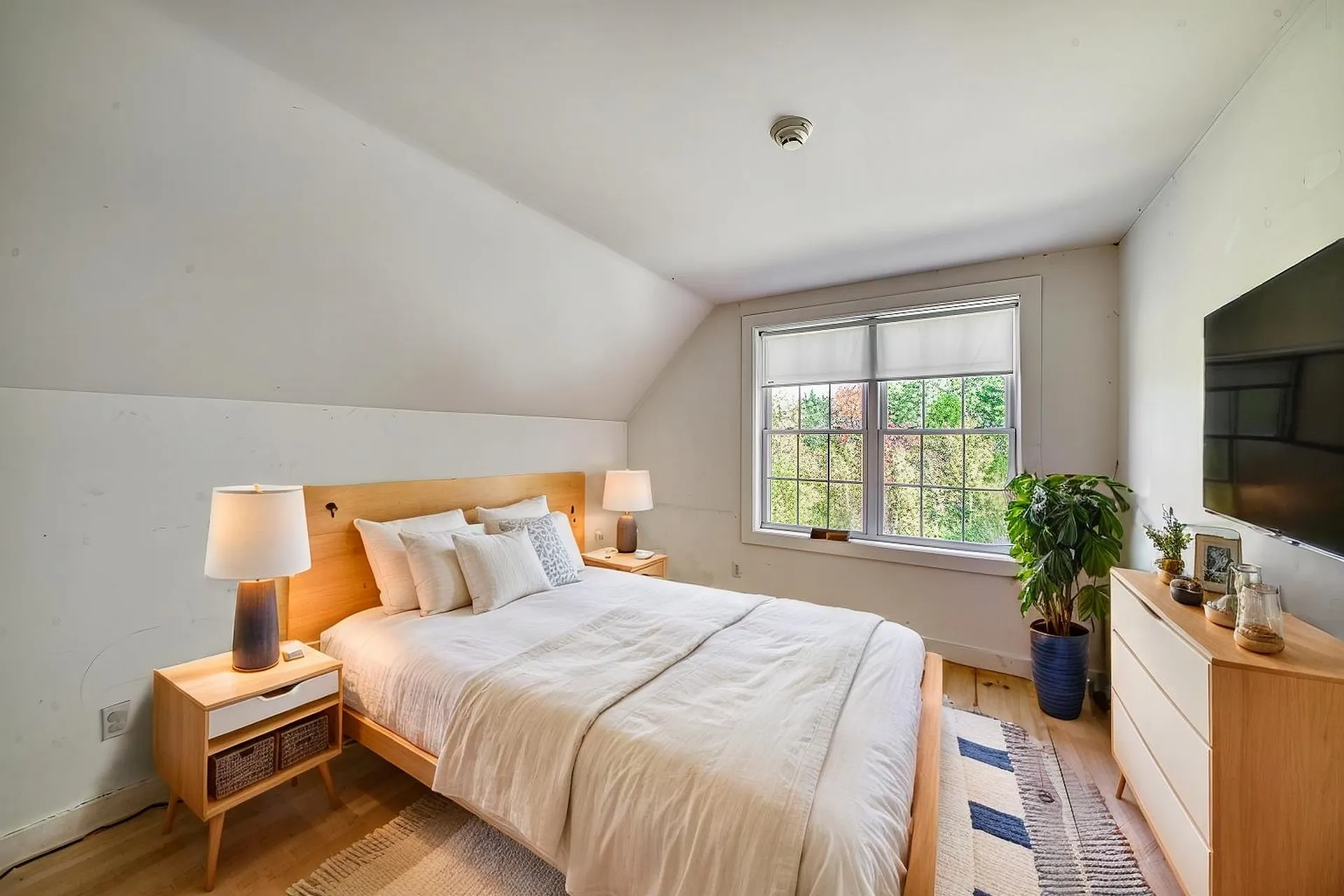 655 East Washington Road Bradford NH 03221