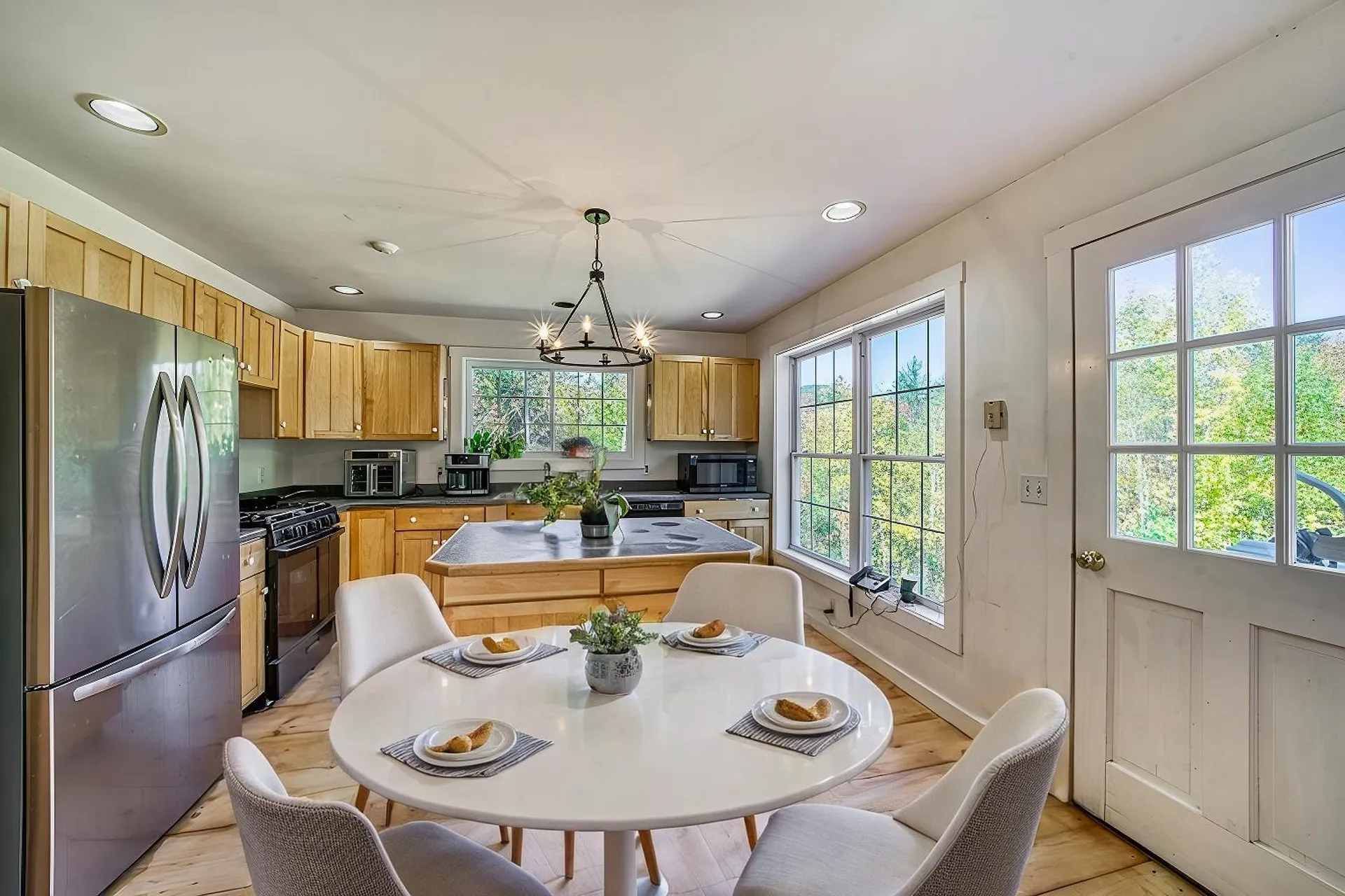 655 East Washington Road Bradford NH 03221