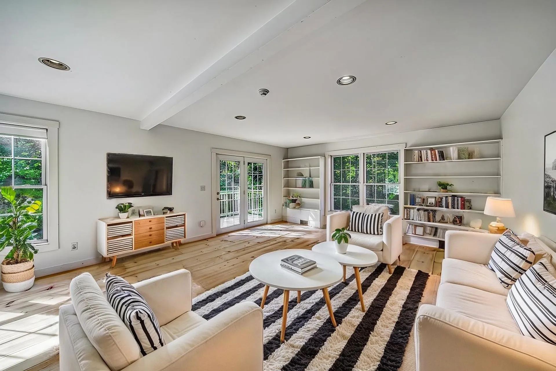 655 East Washington Road Bradford NH 03221