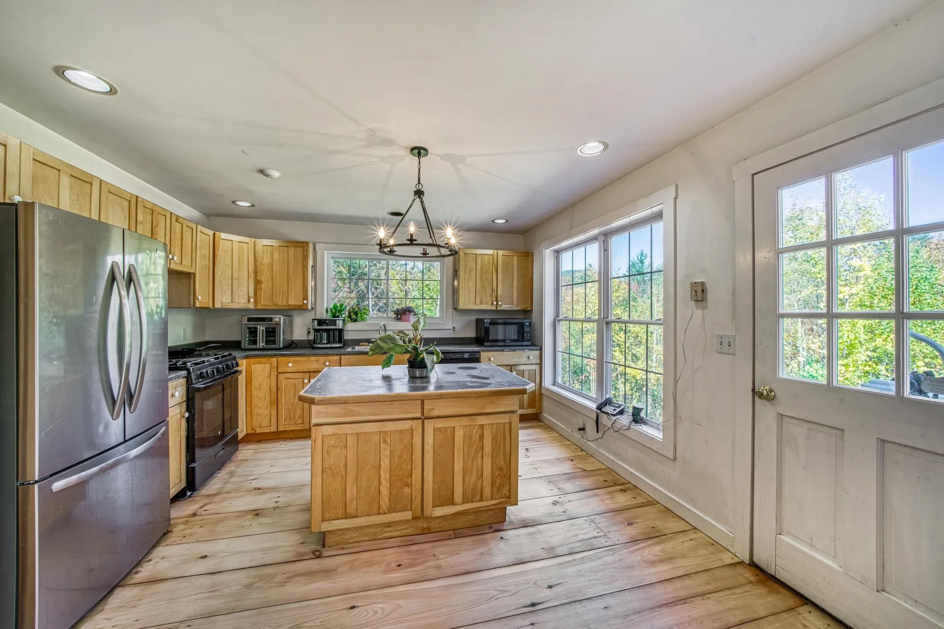 655 East Washington Road Bradford NH 03221