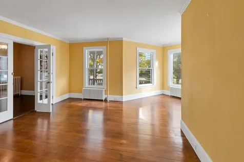 223 South Main Street Wolfeboro NH 03894