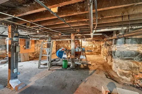 223 South Main Street Wolfeboro NH 03894