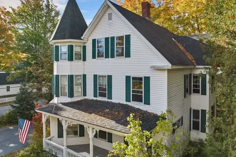 223 South Main Street Wolfeboro NH 03894