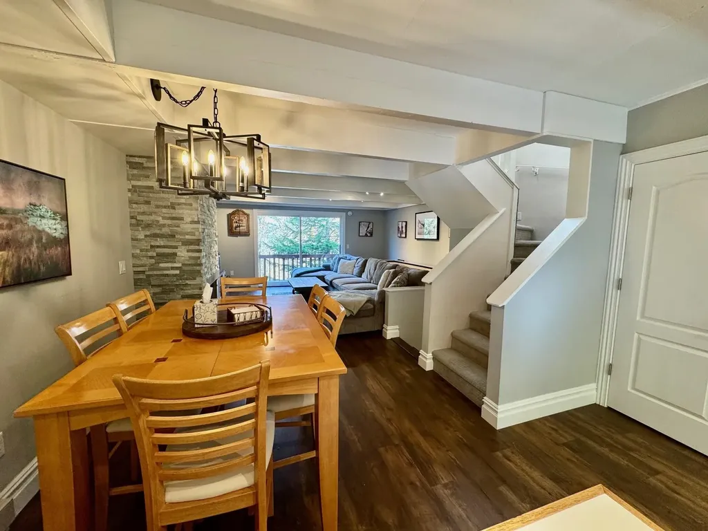 5 Stratton West Road Winhall VT 05340