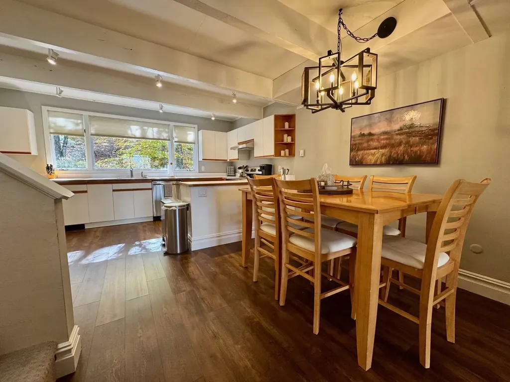 5 Stratton West Road Winhall VT 05340