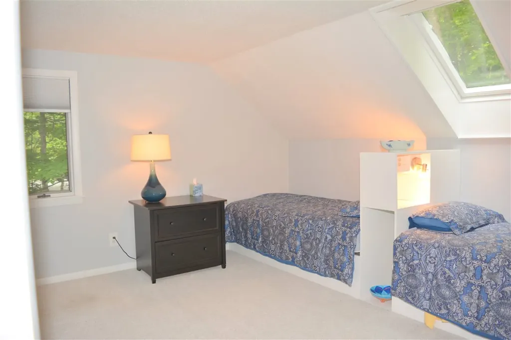 839 Cove Drive Grantham NH 03753