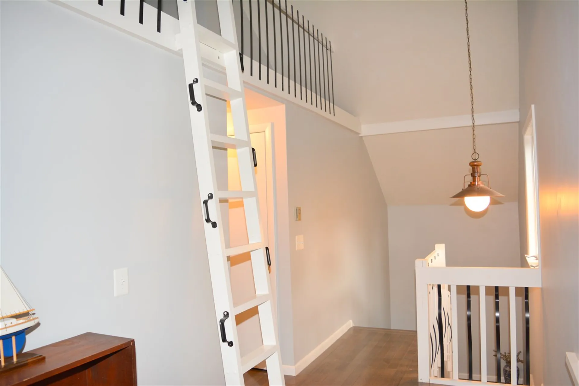 839 Cove Drive Grantham NH 03753