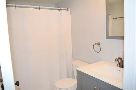 839 Cove Drive Grantham NH 03753
