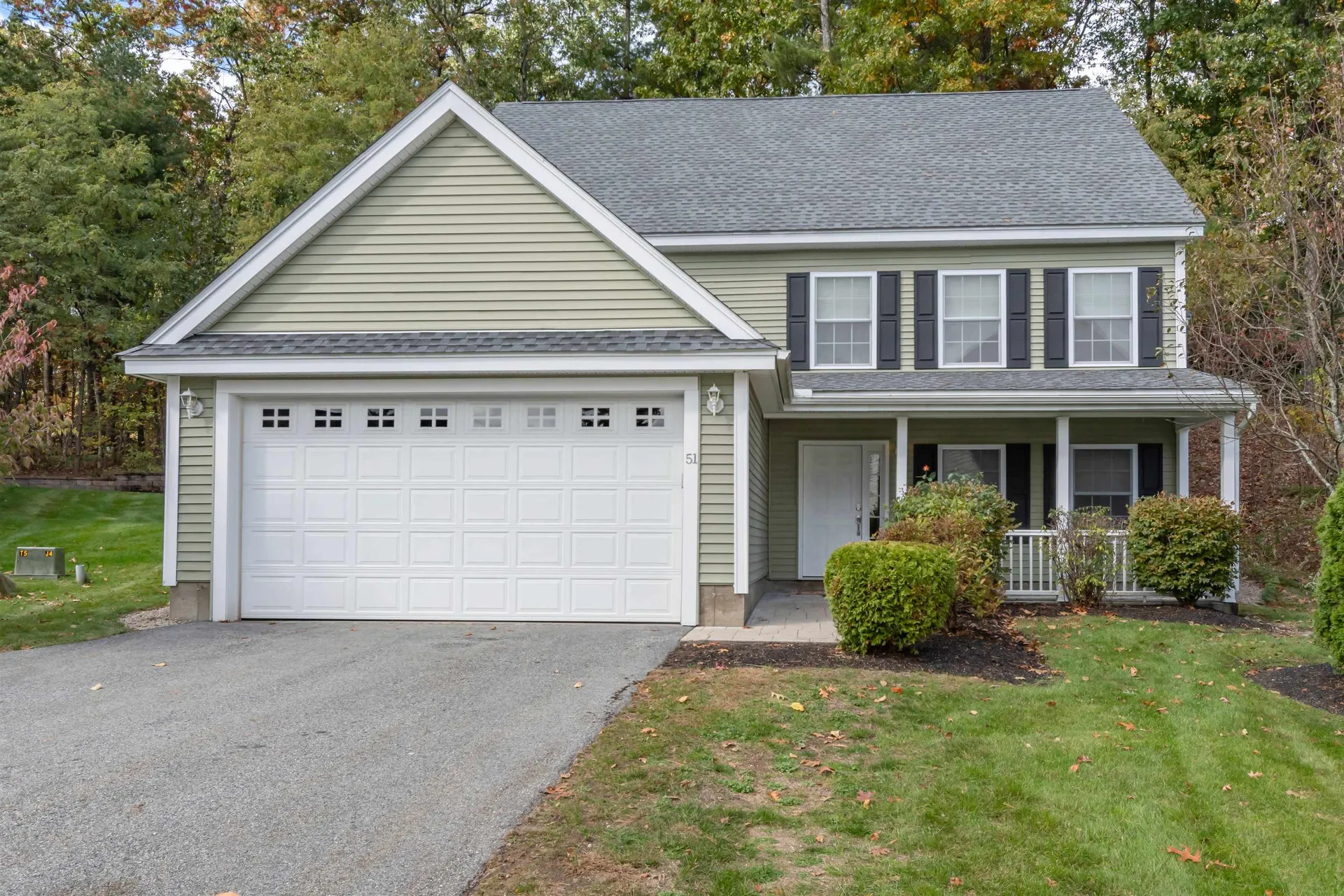 51 Hollow Ridge Drive Nashua NH 03062