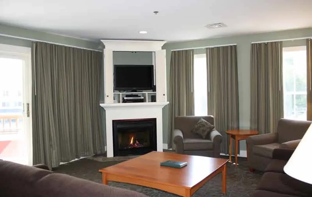 361 Qtr. I V Jackson Gore Inn Ludlow VT 05149