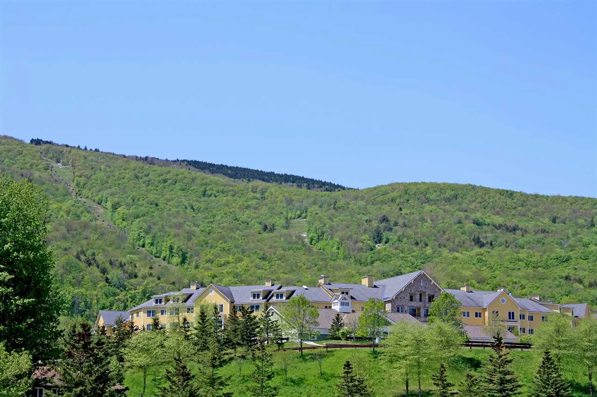 361 Qtr. I V Jackson Gore Inn Ludlow VT 05149