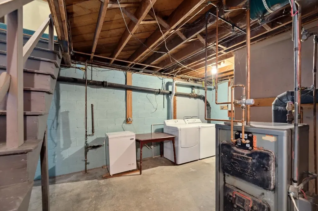 24 Pinecrest Road Jaffrey NH 03452