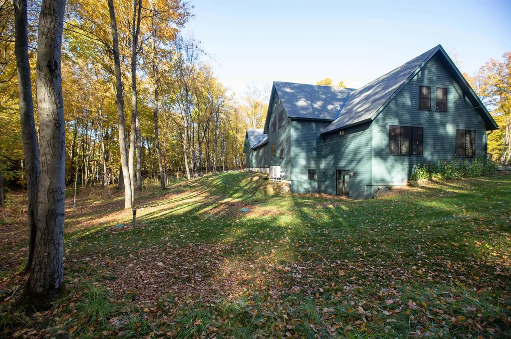 274 Pinecrest Road Hinesburg VT 05461